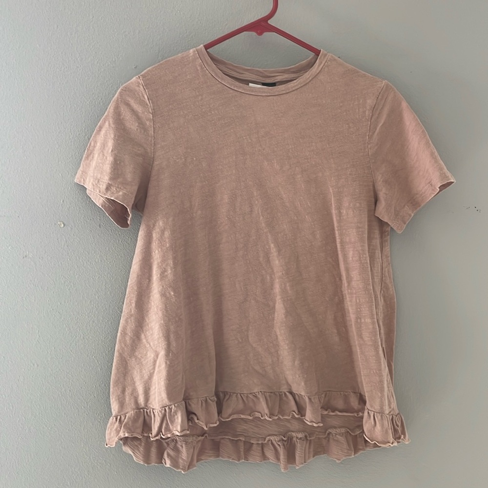 Pink shirt sleeve tee